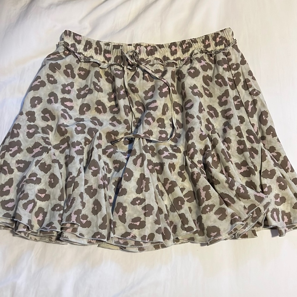 Leopard print skort